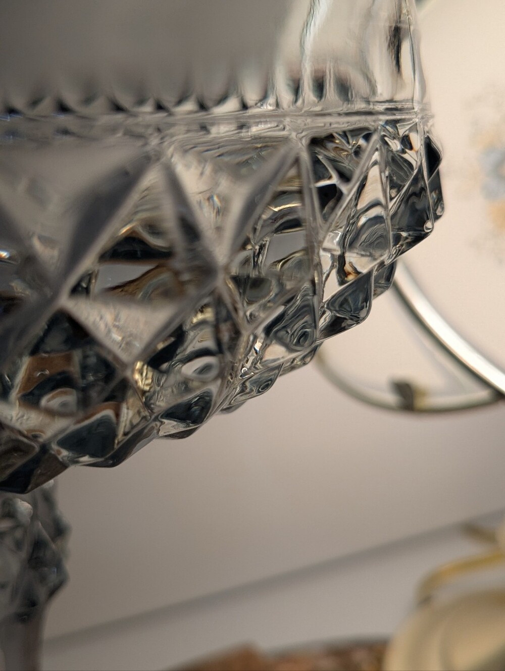 Vintage 1960s Indiana Glass Pedestal Compote/ Candy Dish, Diamond Point Pattern - Picture 6 of 12